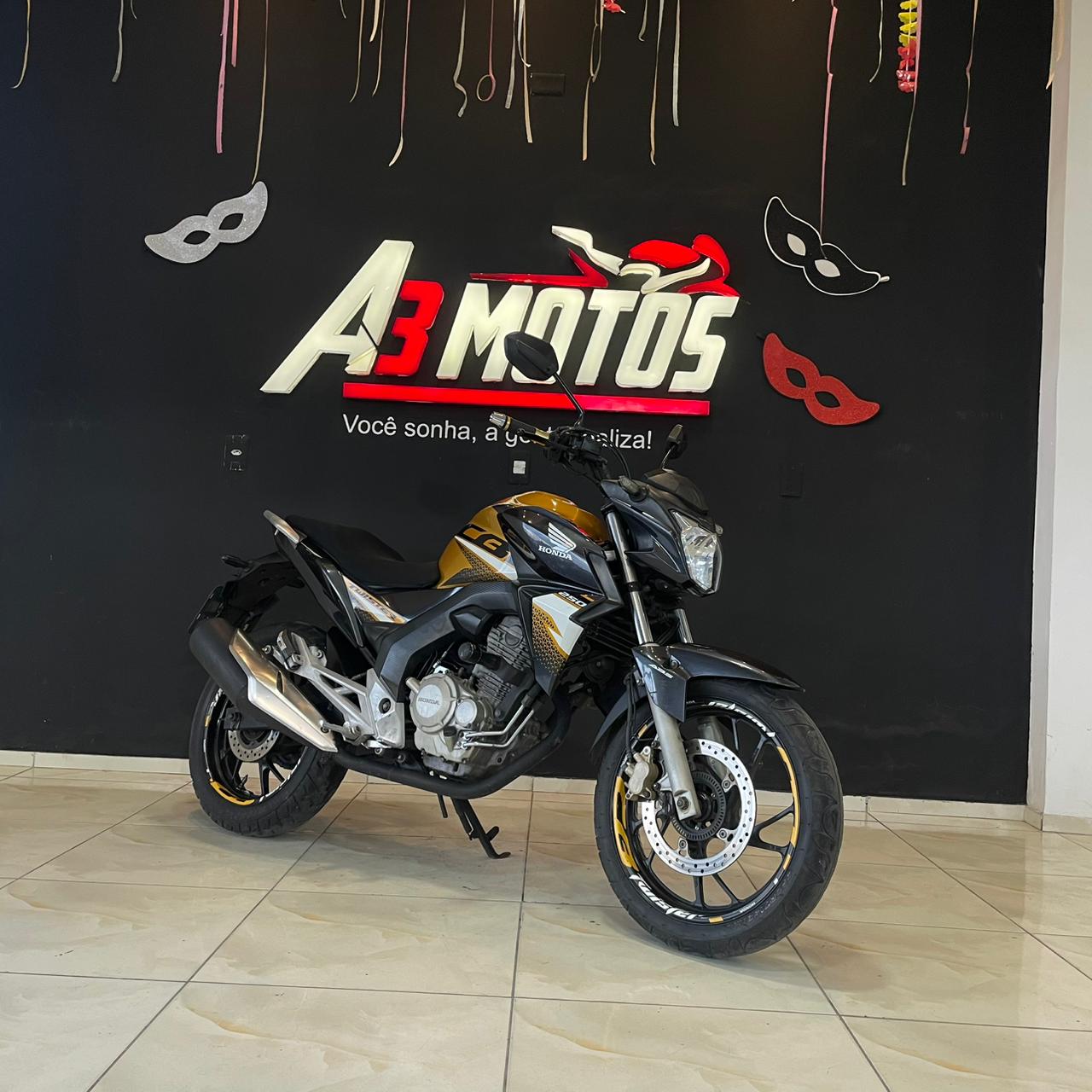 CB 250 TWISTER - DOURADA