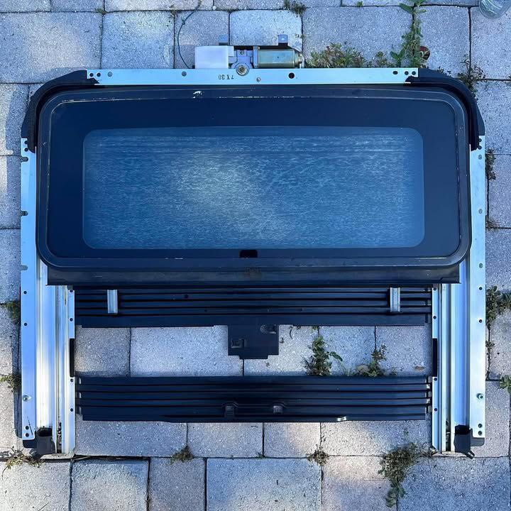 Nissan Silvia S14 Sunroof Assembly