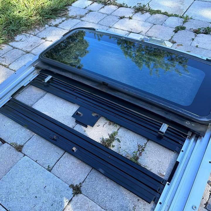 Nissan Silvia S14 Sunroof Assembly