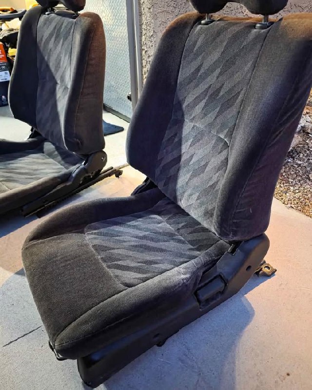 Near-Mint 1995 Nissan 240sx S14 OEM Front Seats -