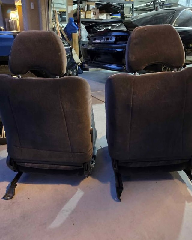 Near-Mint 1995 Nissan 240sx S14 OEM Front Seats -