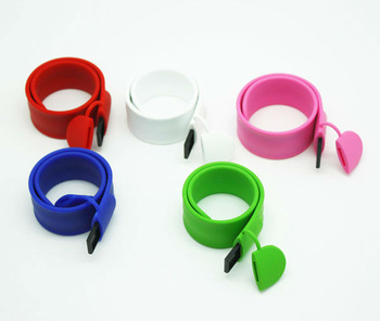 Brazaletes USB