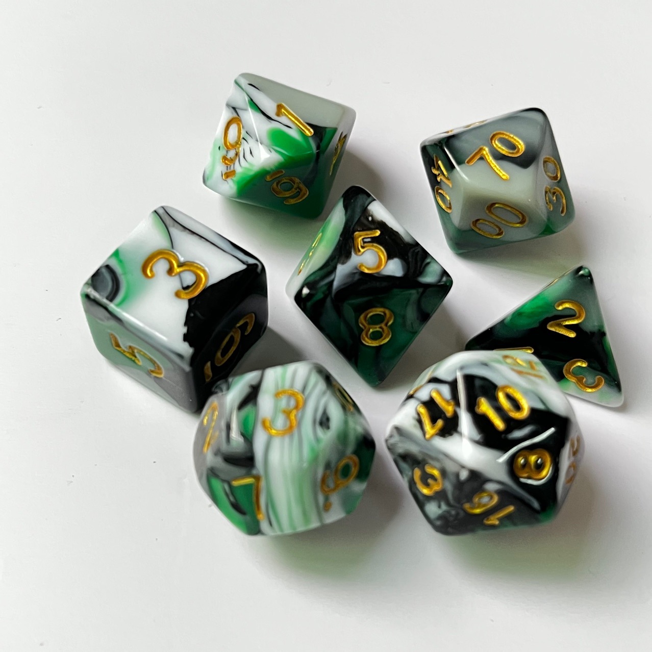 Four color dice