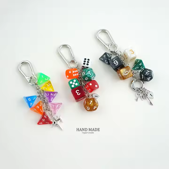 Dice Keychain Pendant - Universal Buckle for Bags & Accessories, Retro Style, Trendy Colors