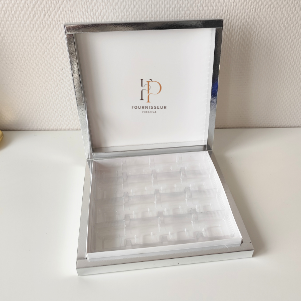 Boite de chocolat vide 16 compartiments