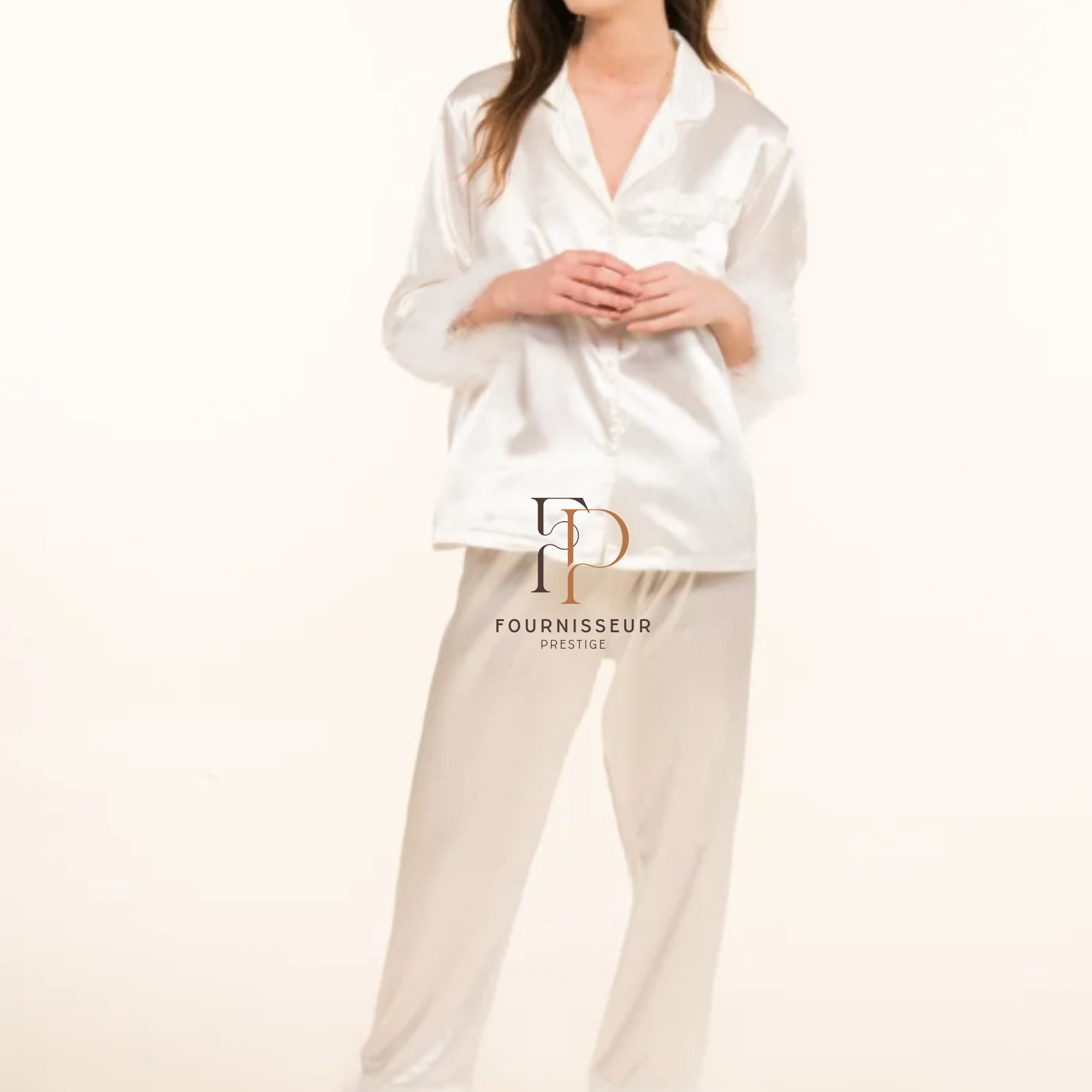 Ensemble pyjama à plumes