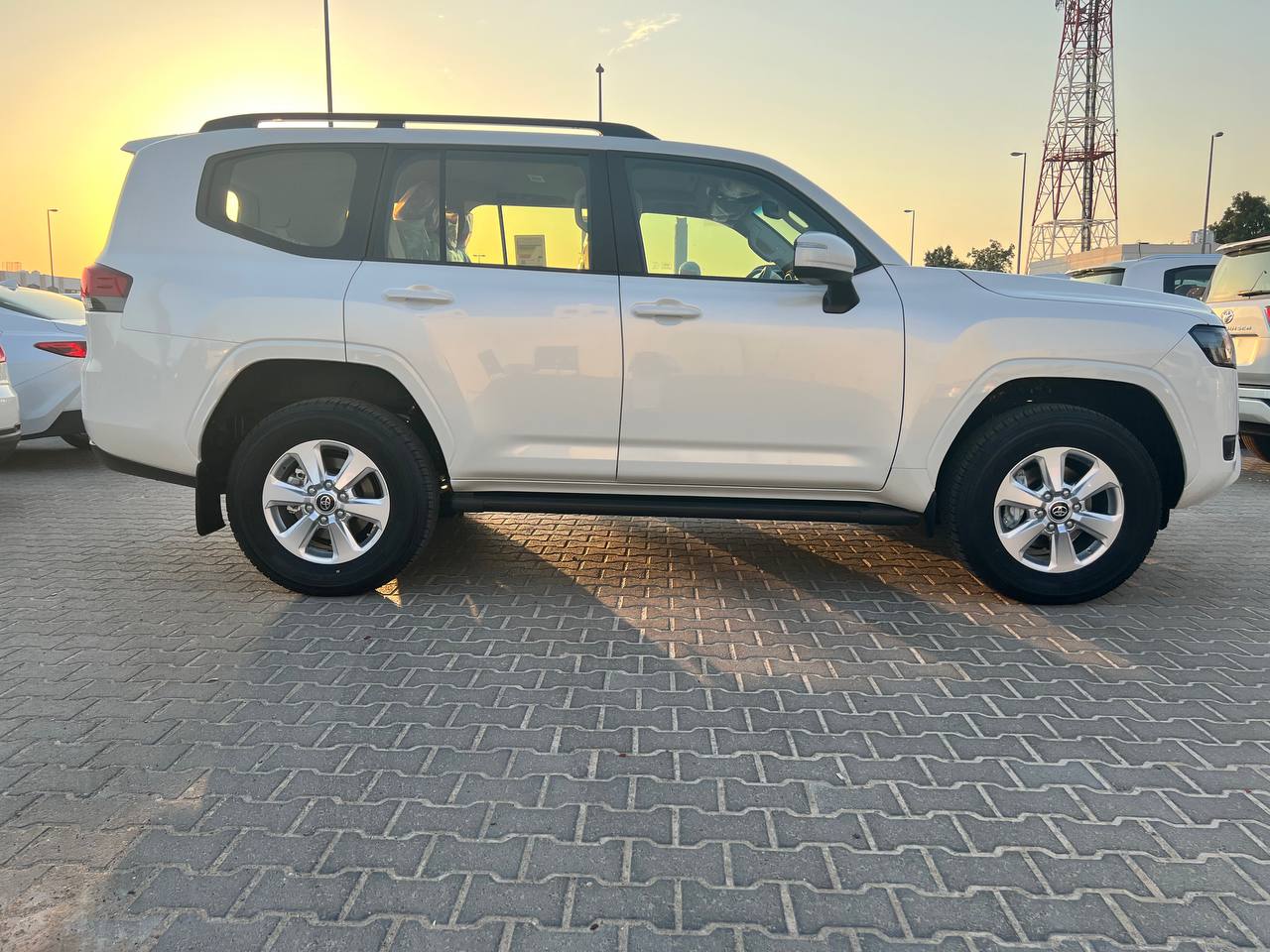 TOYTA LAND CRUISER EXR  2025