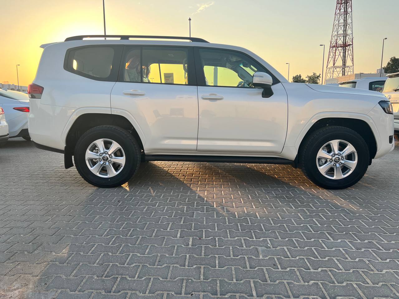 TOYTA LAND CRUISER EXR  2025