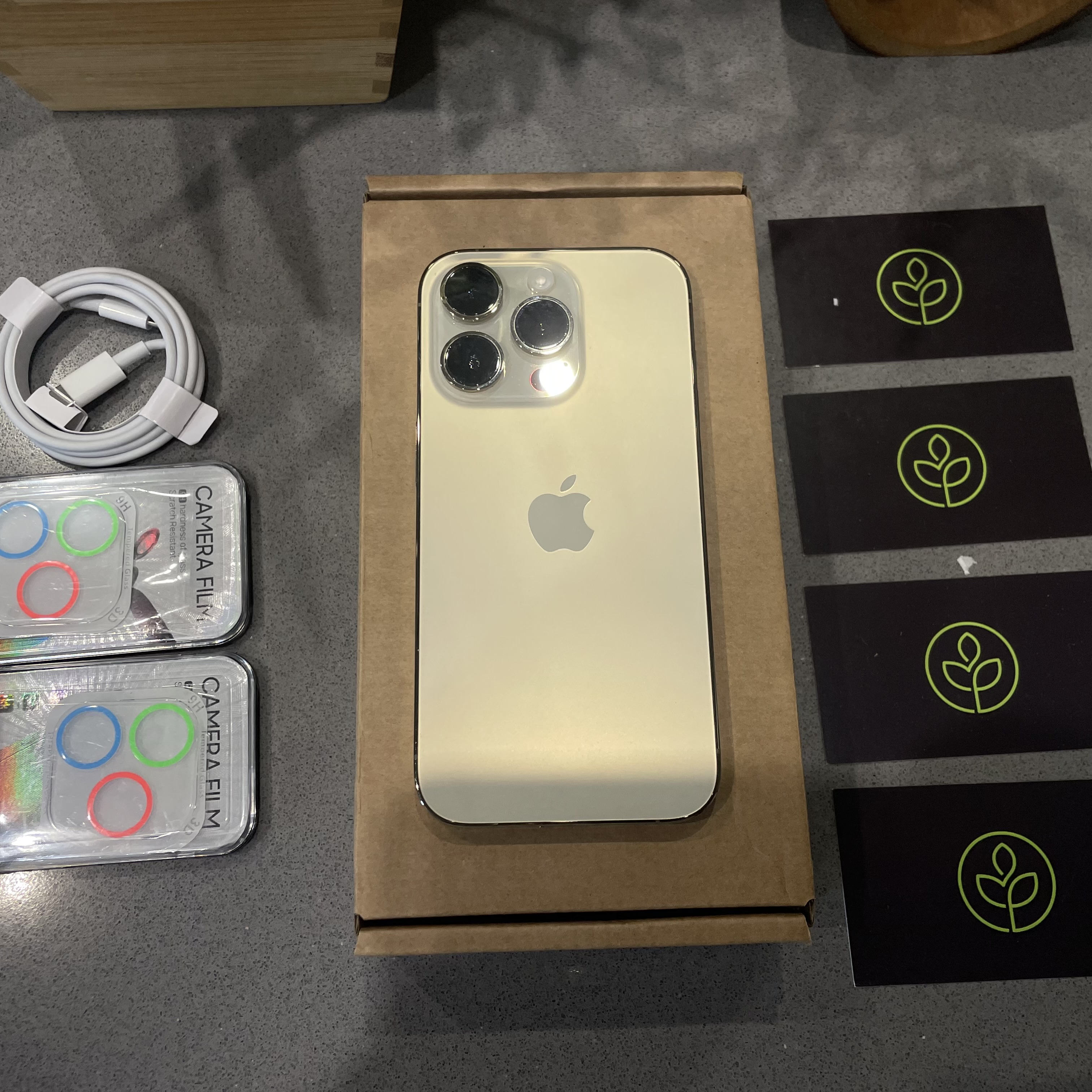 iPhone 14 Pro Km0 128GB - Gold (Dorado)