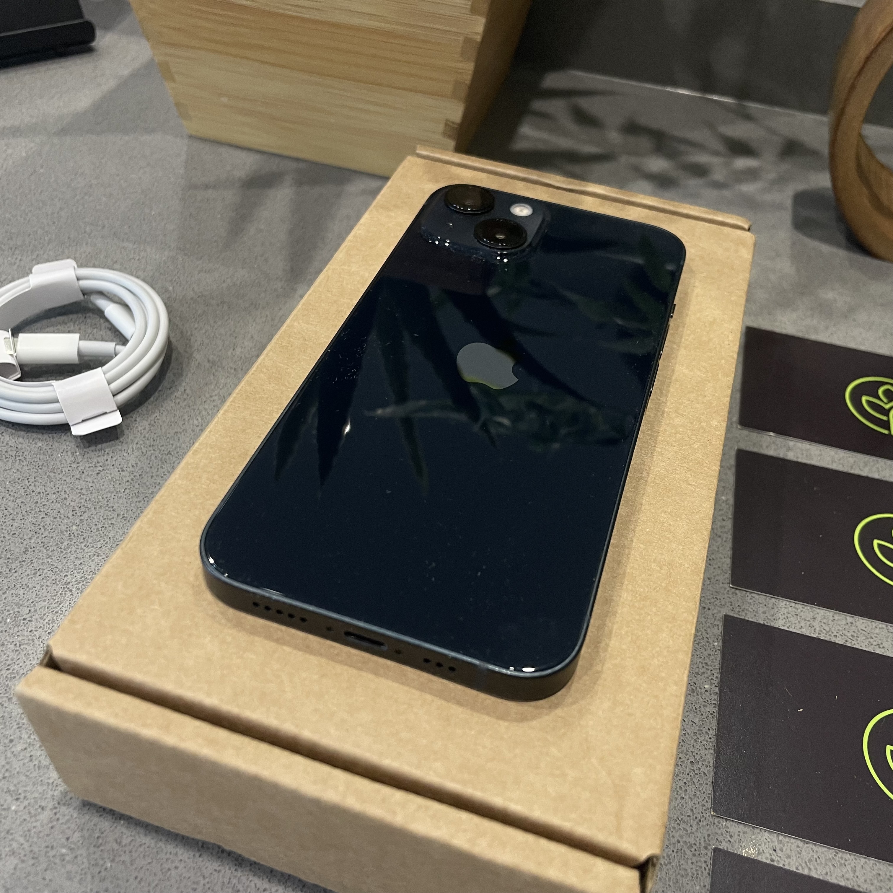 iPhone 13 Km0 128GB - Midnight (Negro)