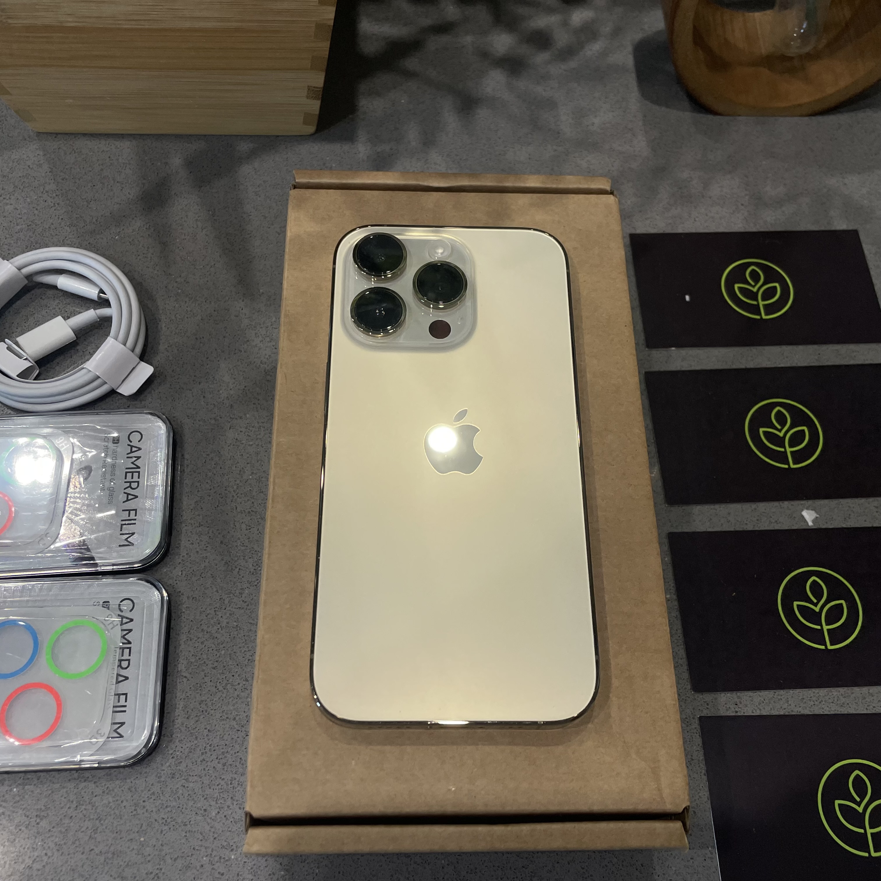 iPhone 14 Pro Km0 128GB - Gold (Dorado)