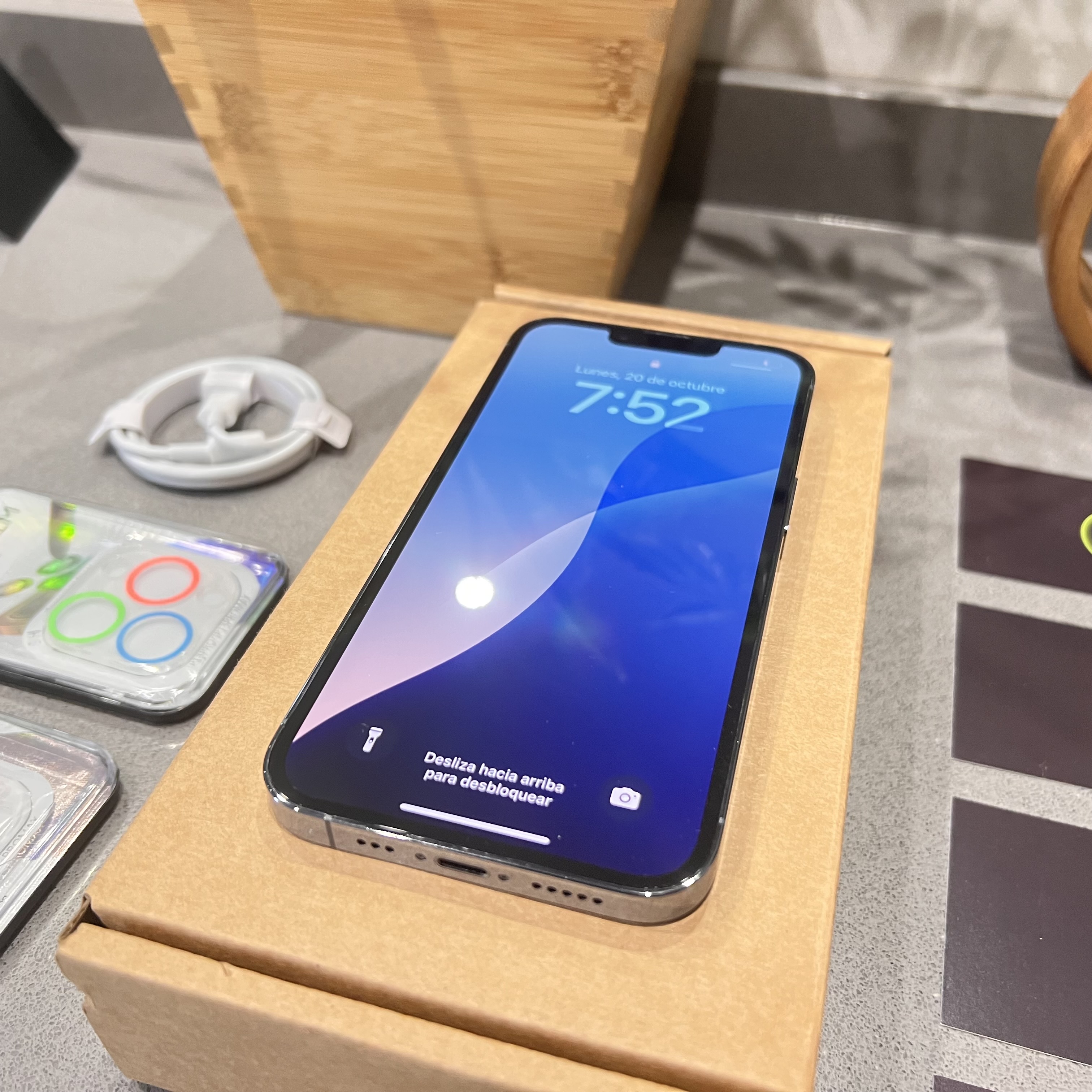 iPhone 13 Pro Km0 256GB - Azul Sierra