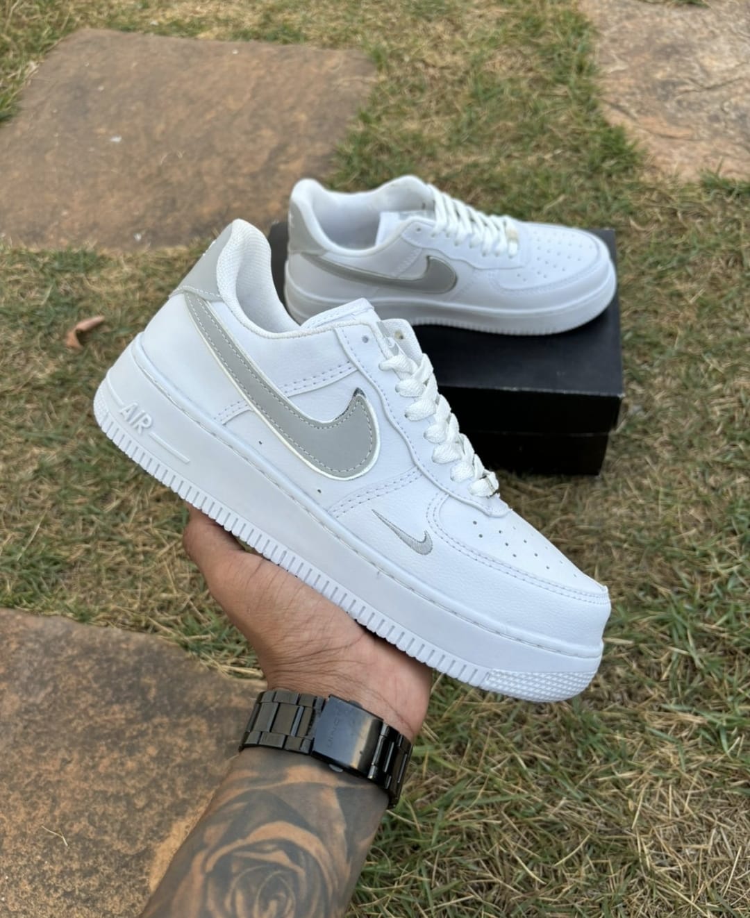 Tênis Air Force 1 branco/cinza