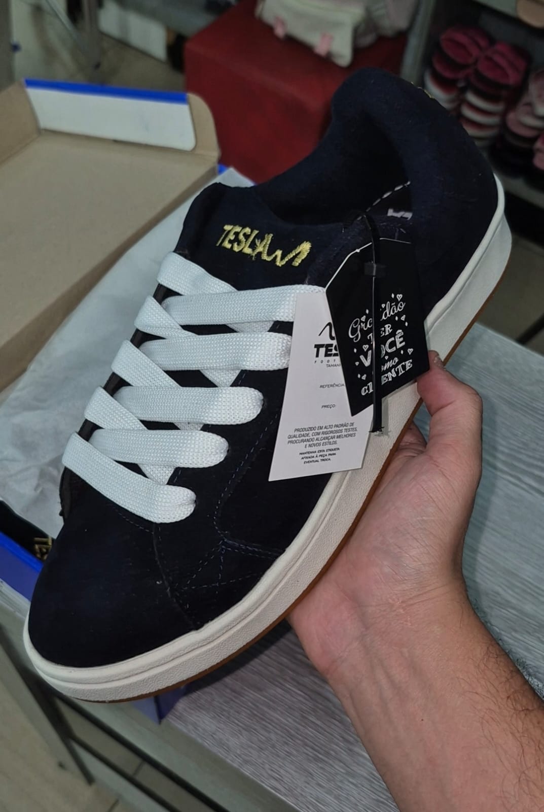 Tênis Tesla Skate Azul Marinho/Dourado/Branco