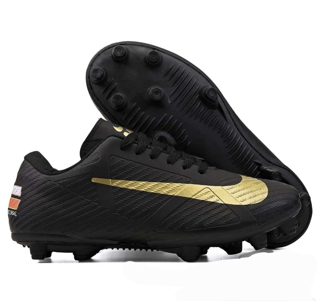 Chuteira Nk Mercurial Campo/Cravo Preta Dourada