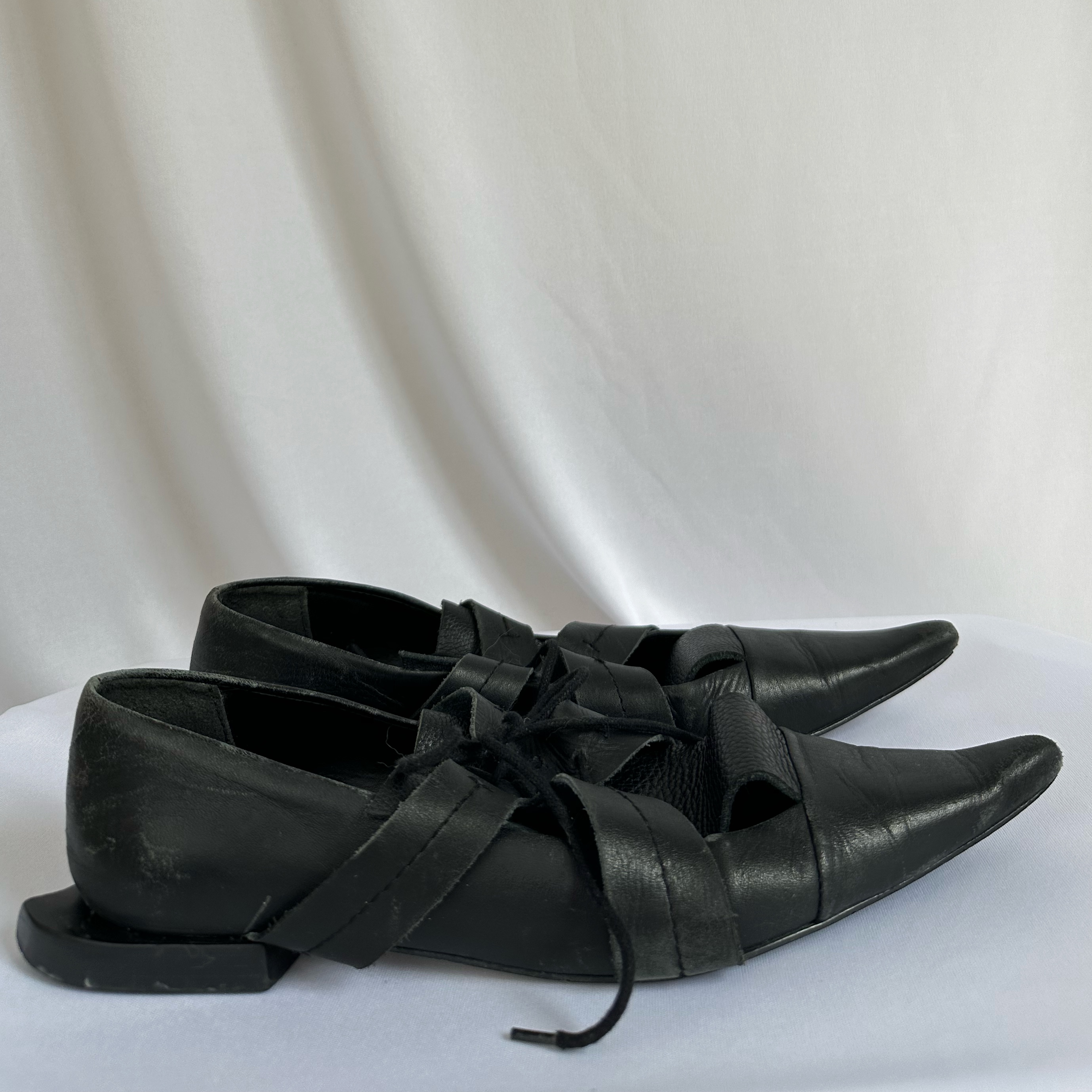 Sapato Bicudo - Louloux Shoes