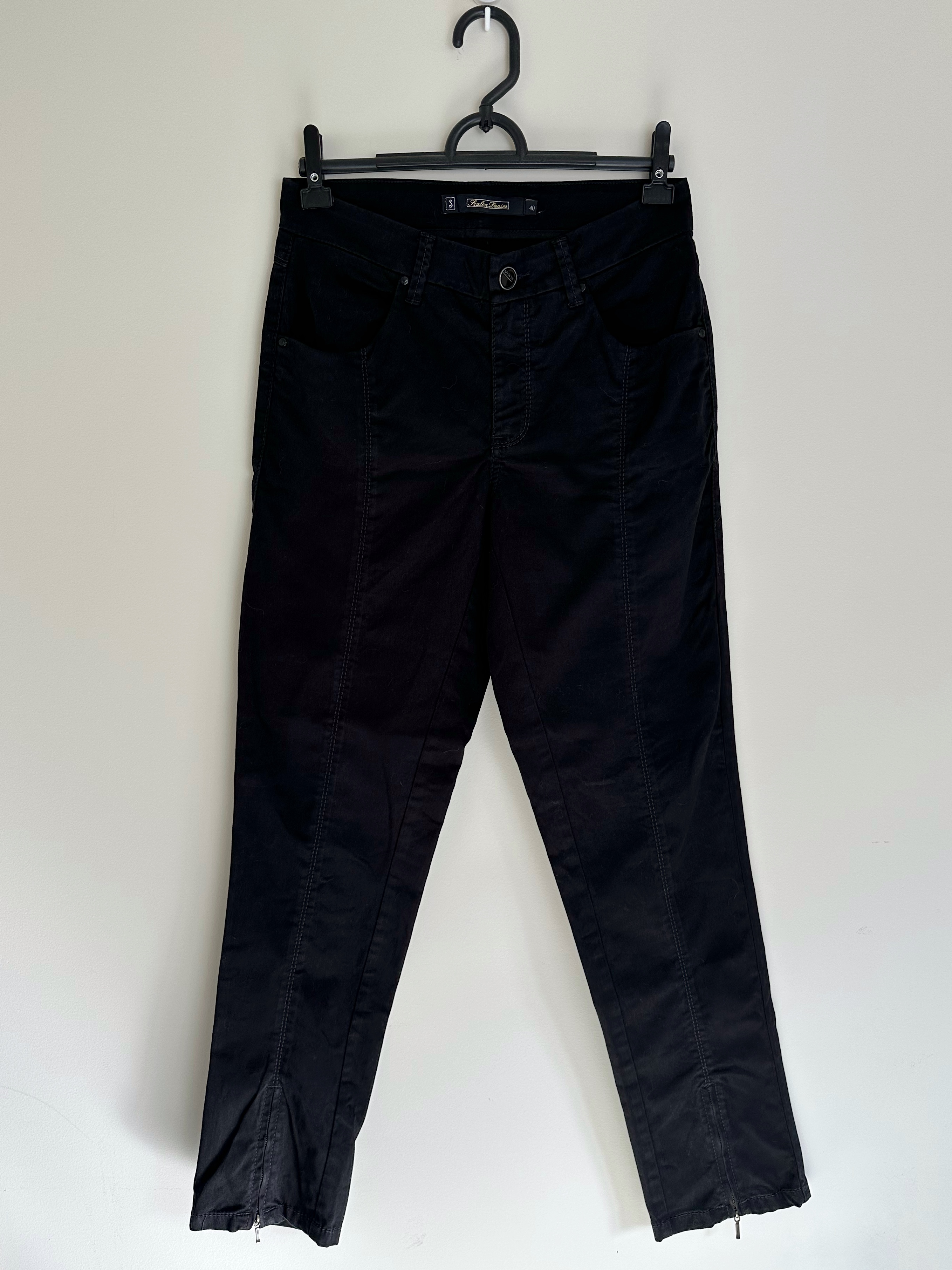 Calça Reta - Scallon