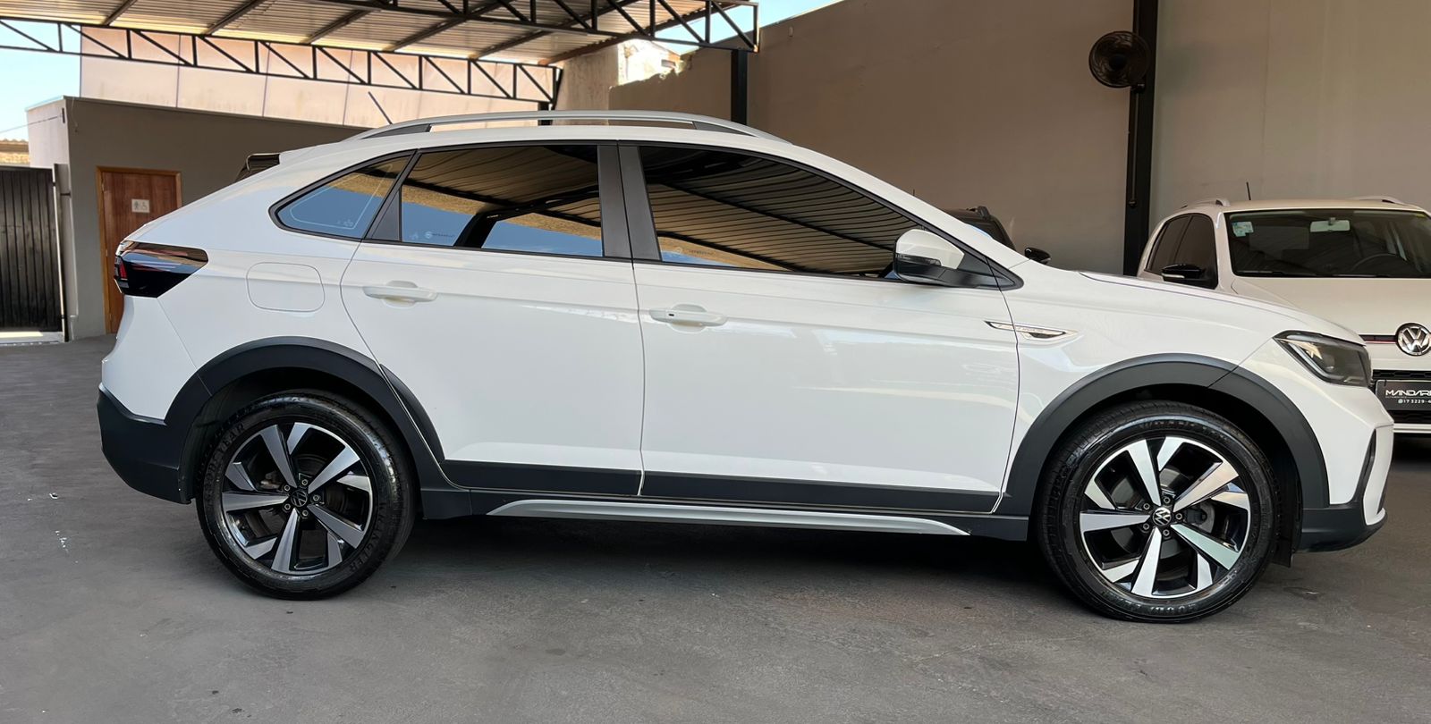 Volkswagen Nivus Highline 1.0 200 TSI Flex AUT 2024