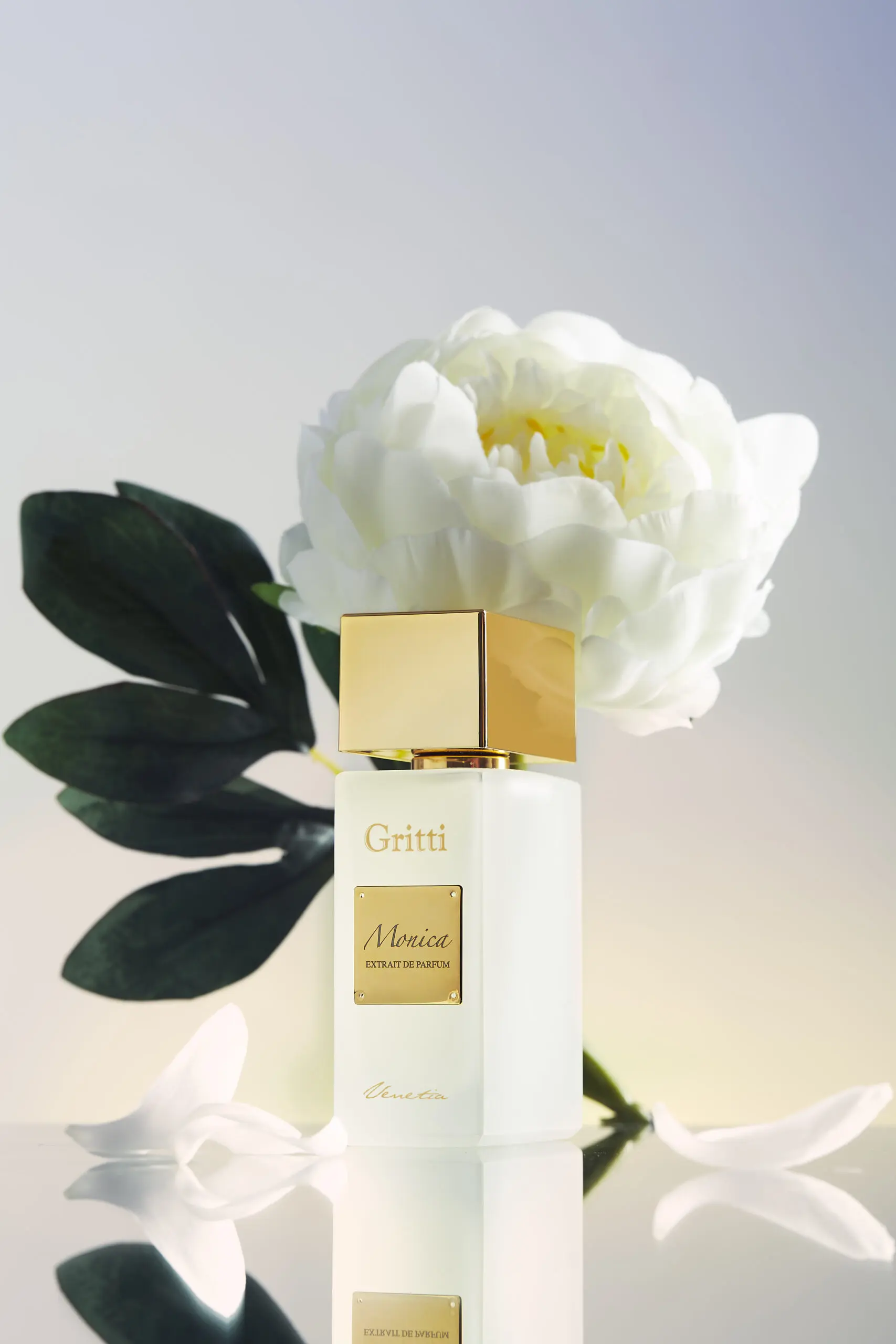 Monica Extrait De Parfum
