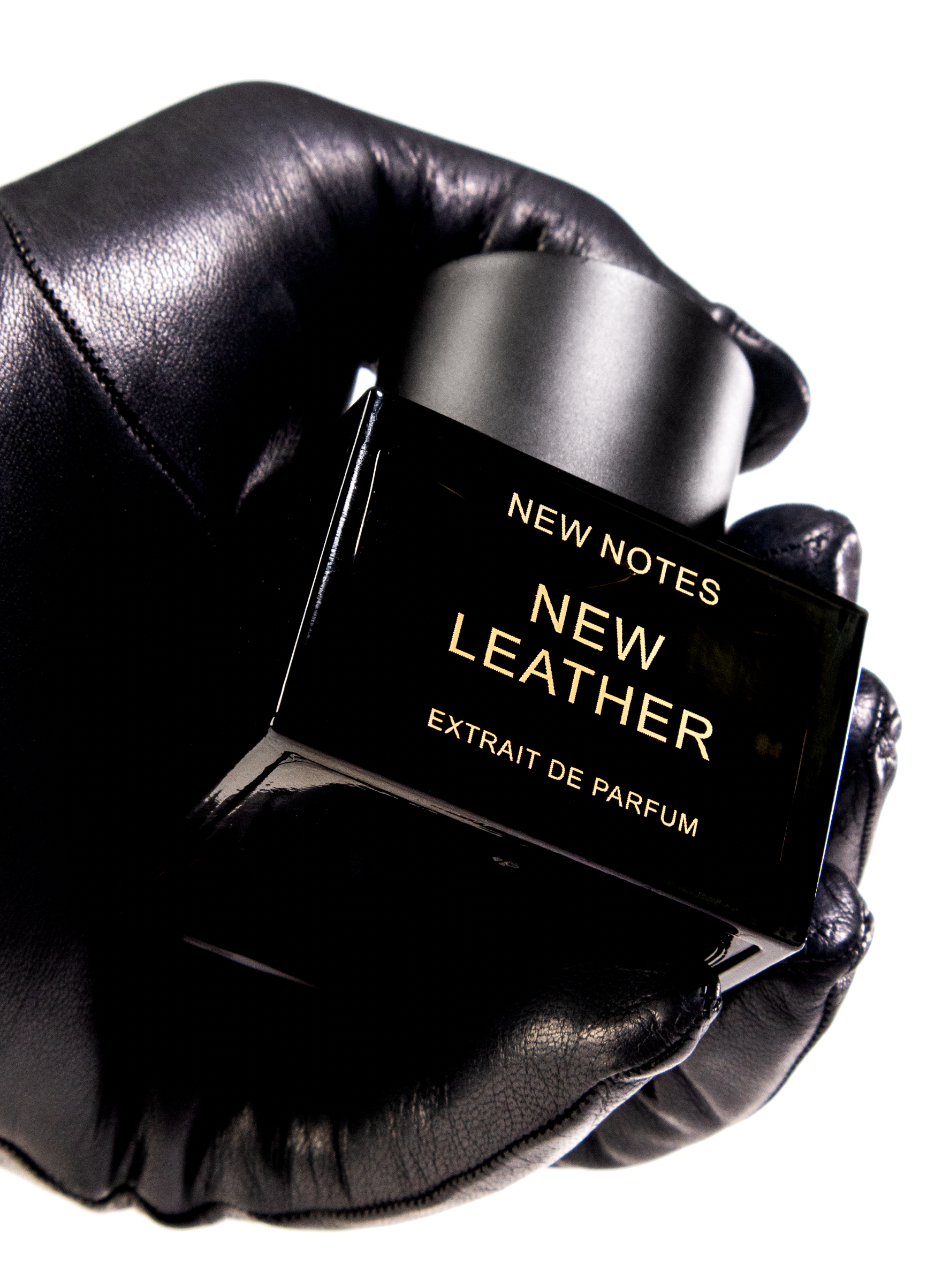 New Leather Extrait de Parfum