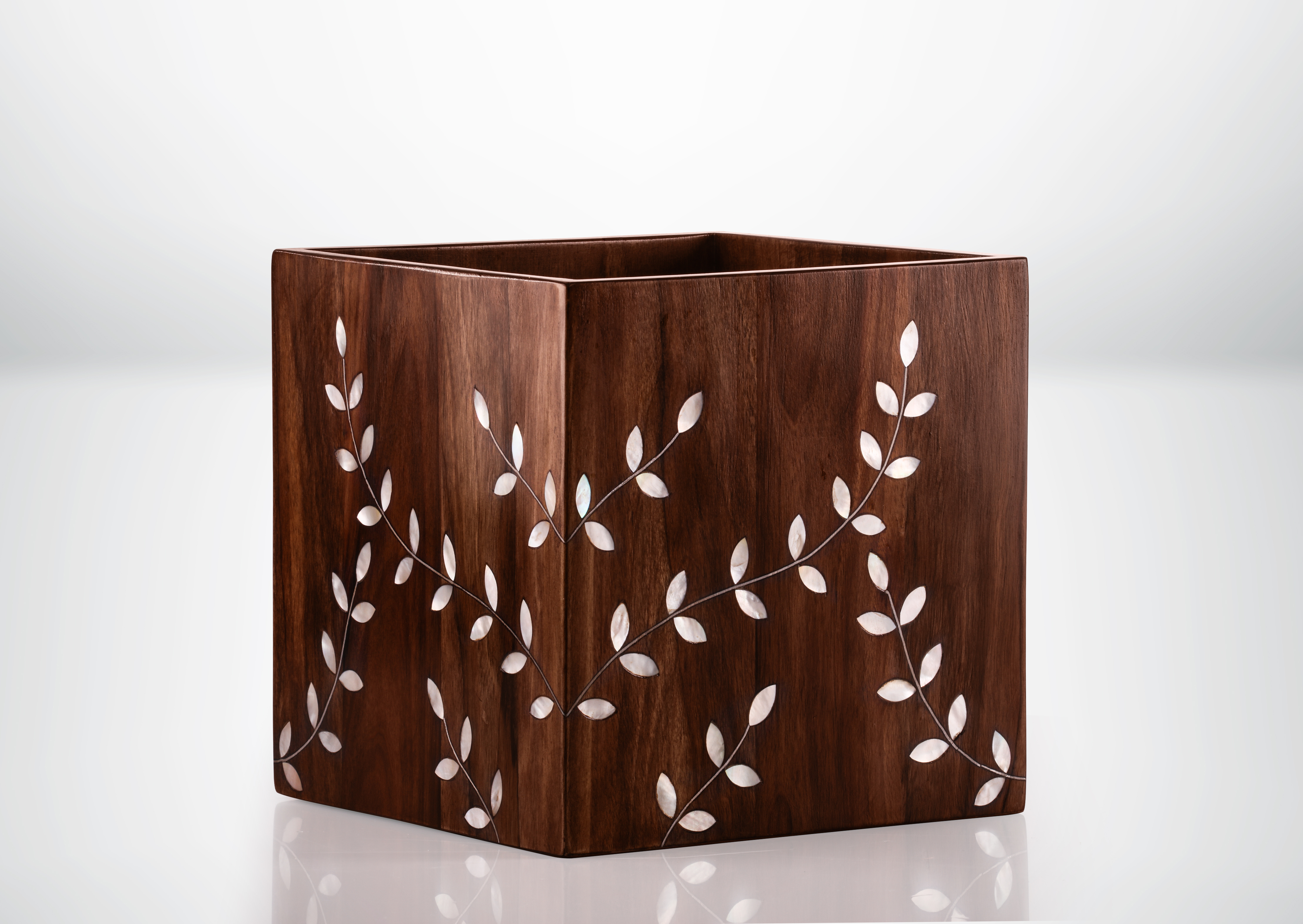 Little Leaves Square Box
