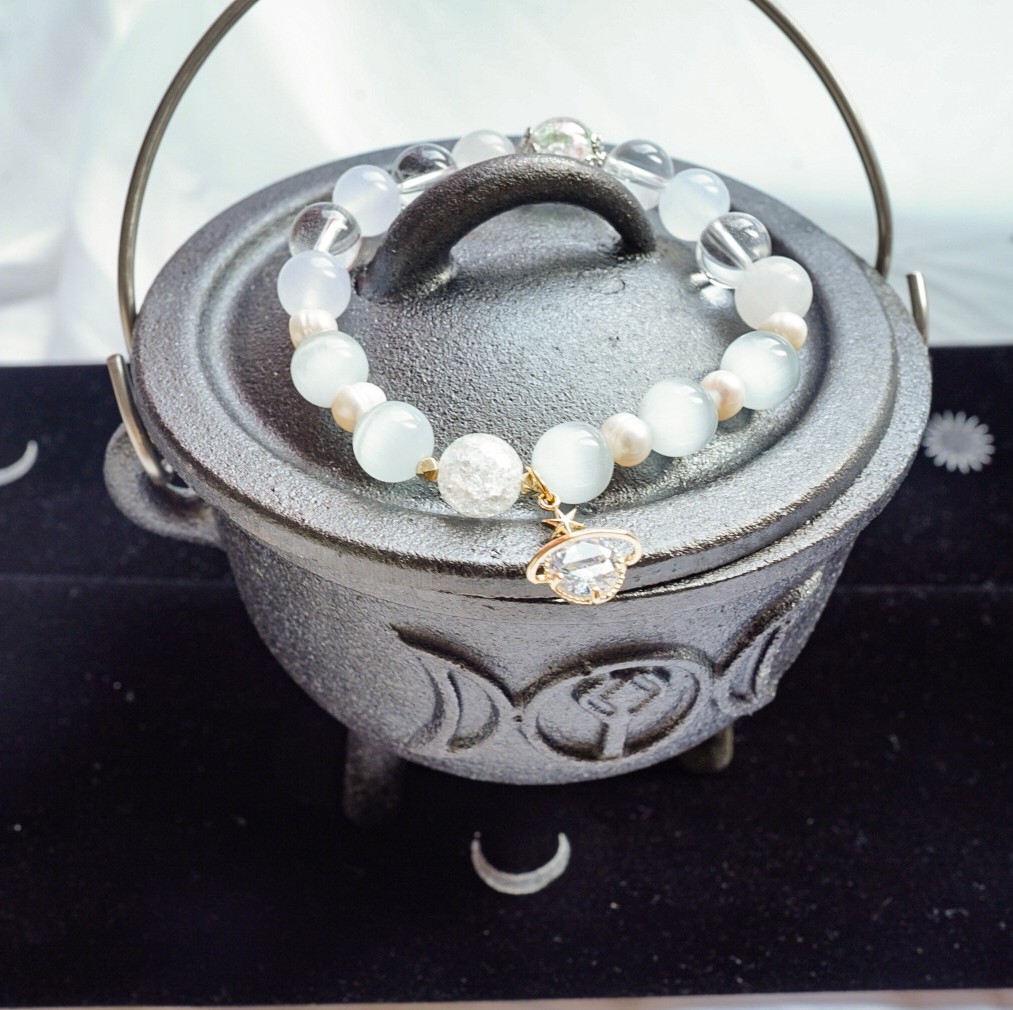 "Saturn Turns For You" : Manifestation Accelerator crystal Bracelet 