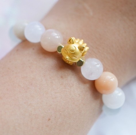 “Peachfox Petals” :  18K Gold and All-natural Crystal Bracelet 