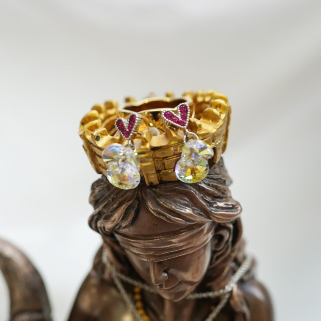 The Prosperous Hearts Earrings