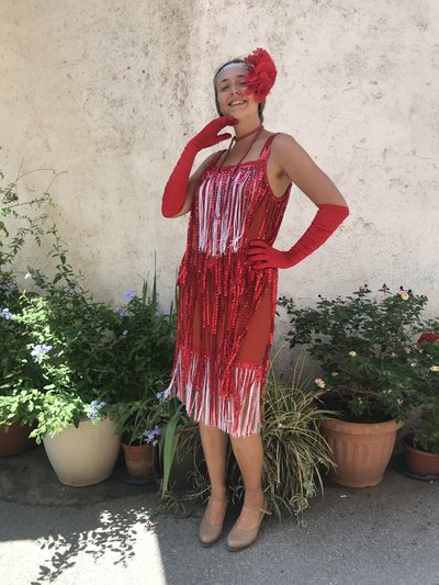 Location robe charleston rouge à paillettes