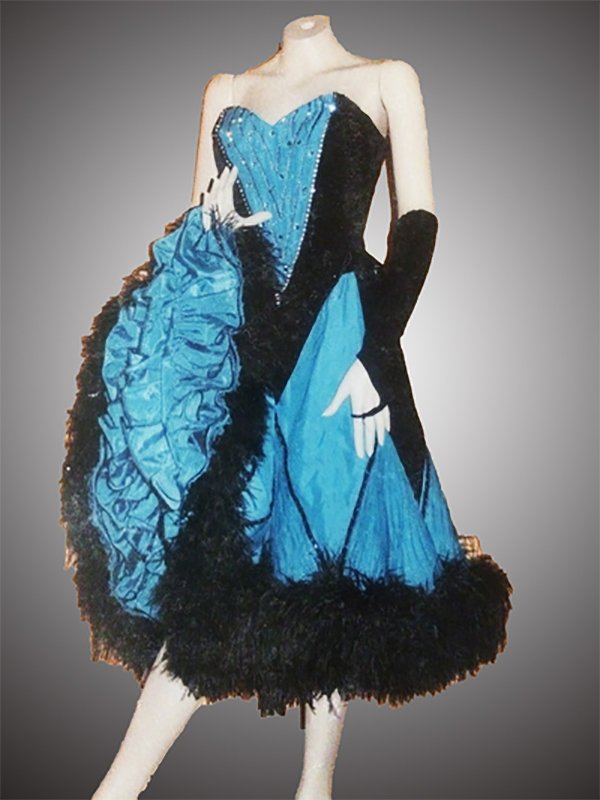 Location robe Cancan bleue