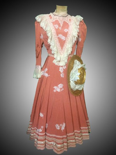 Location robe belle époque