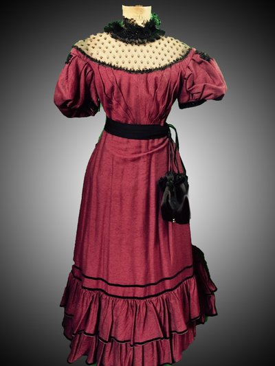 Location robe belle époque bordeaux