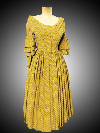 Location robe provençale