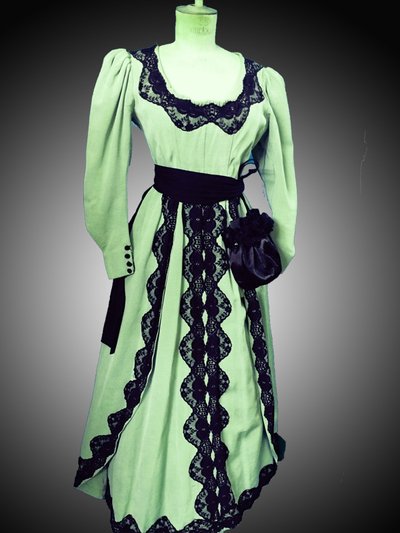 Location tenue belle époque verte