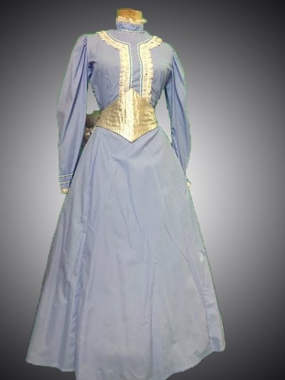 Location robe belle Époque ciel