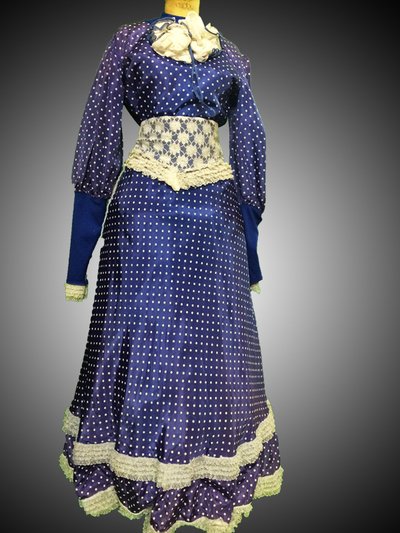 Location robe belle poque
pois