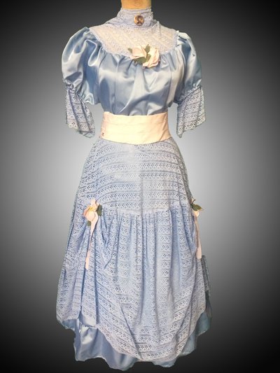 Location robe belle époque bleue