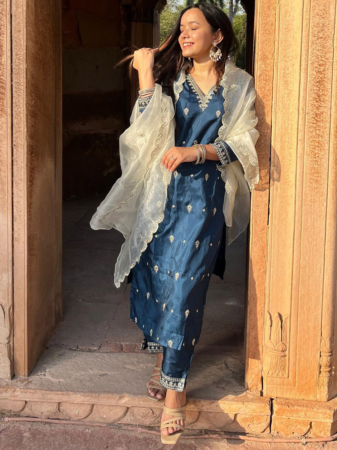 Embroidered Thread Work Kurta 