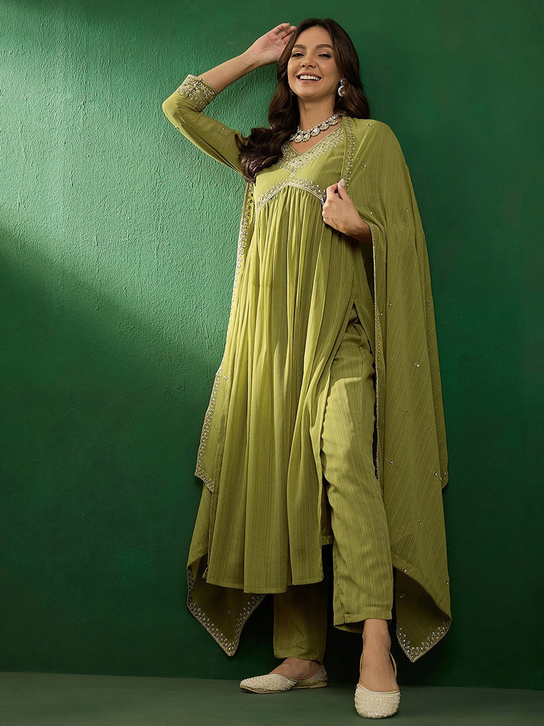 Embroidered V-Neck Kurta 