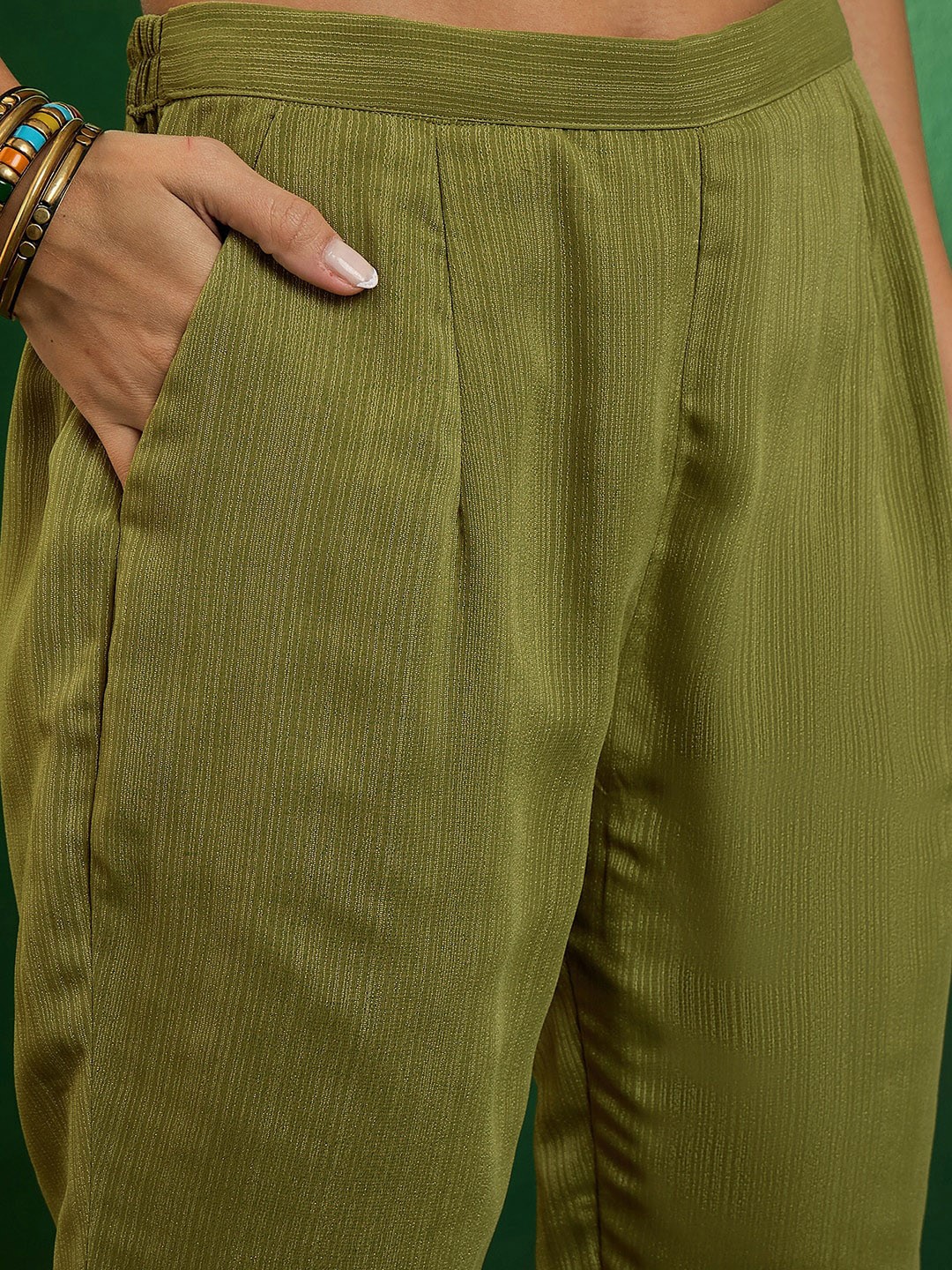 Embroidered V-Neck Kurta 