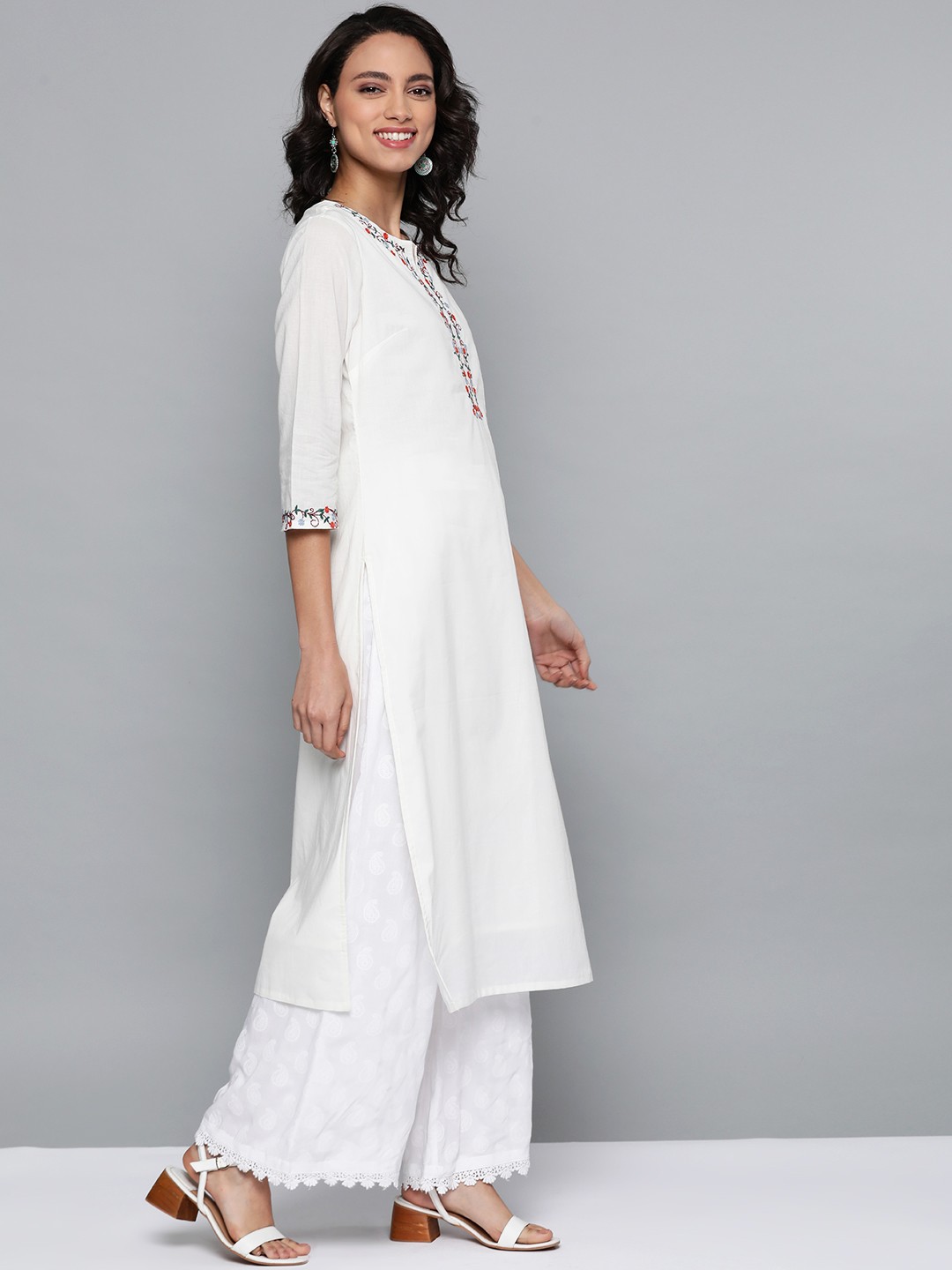 White Cotton Straight Thread Work Kurta