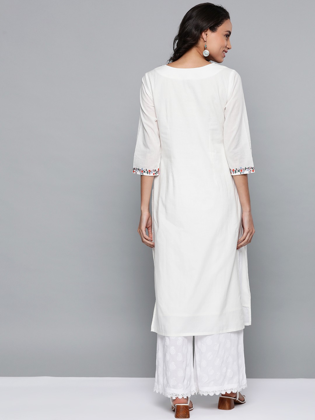 White Cotton Straight Thread Work Kurta