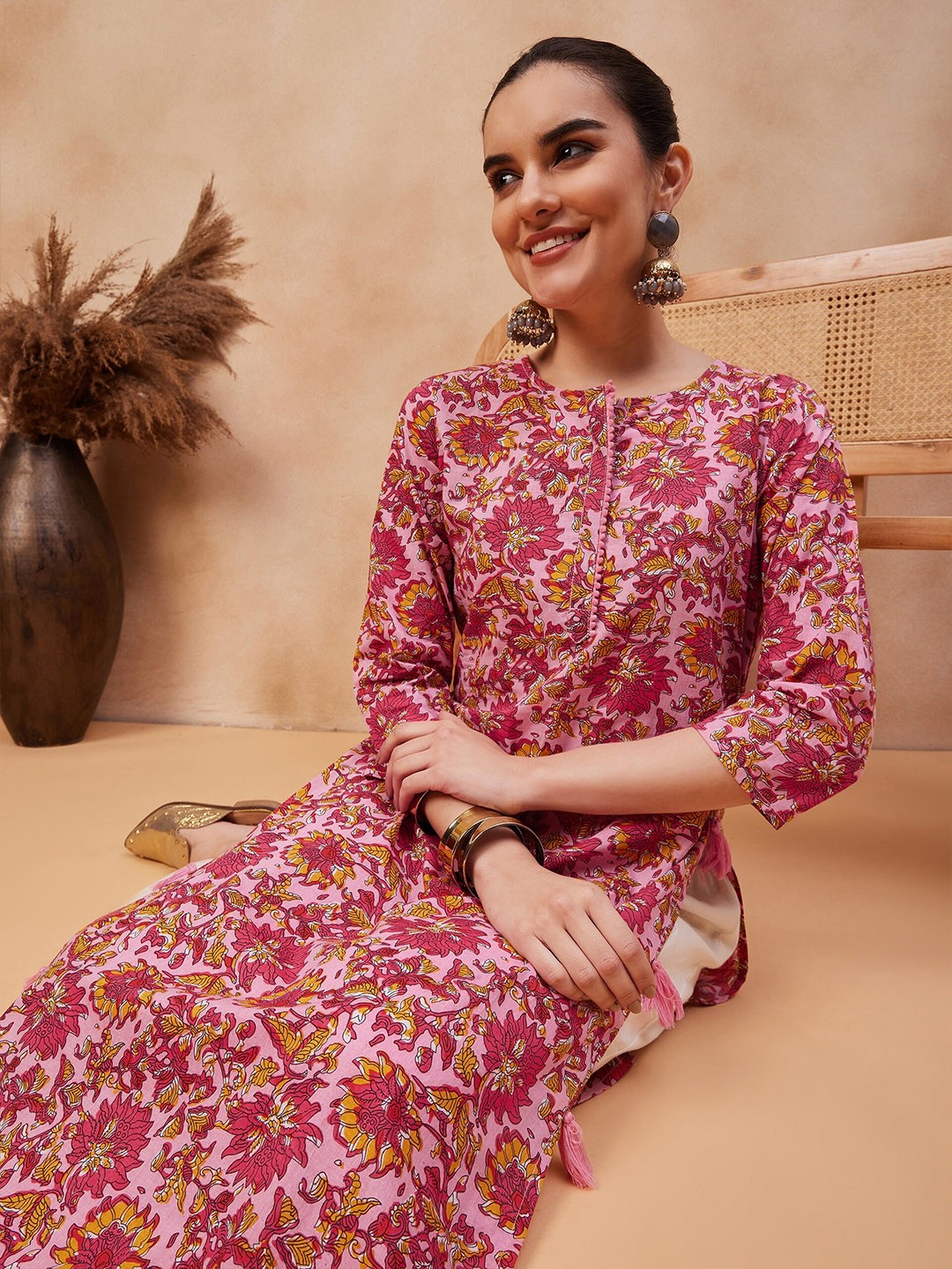 Floral Printed Round Neck Pure Cotton Straight Kurta