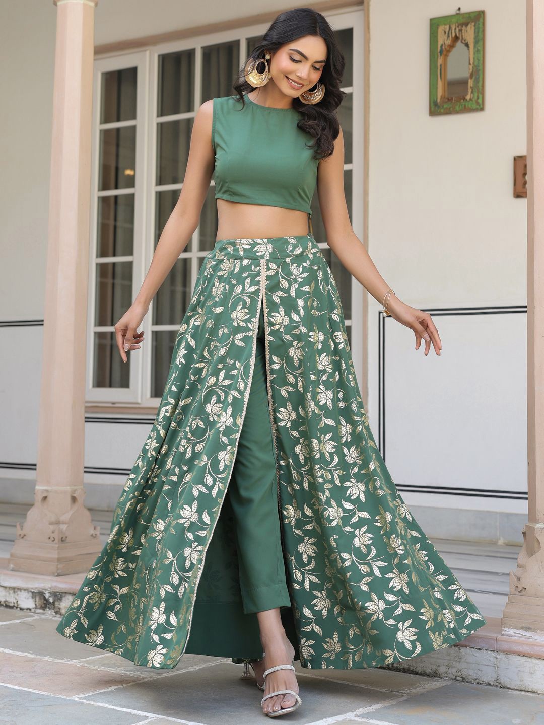 Women's Olive Green Crepe Solid Lehenga Choli With Pants
