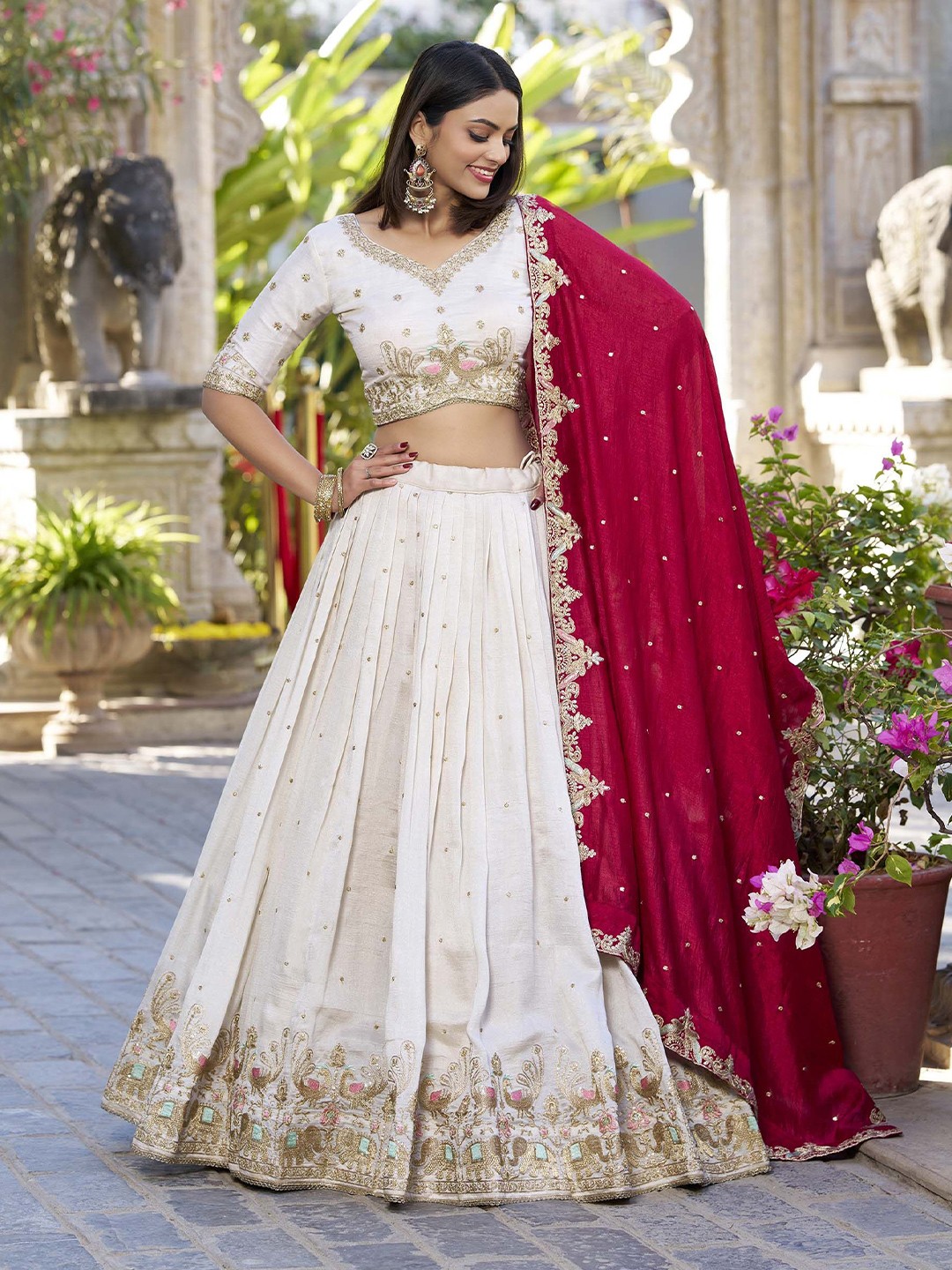 Embroidered Lehenga & Unstitched Blouse With Dupatta