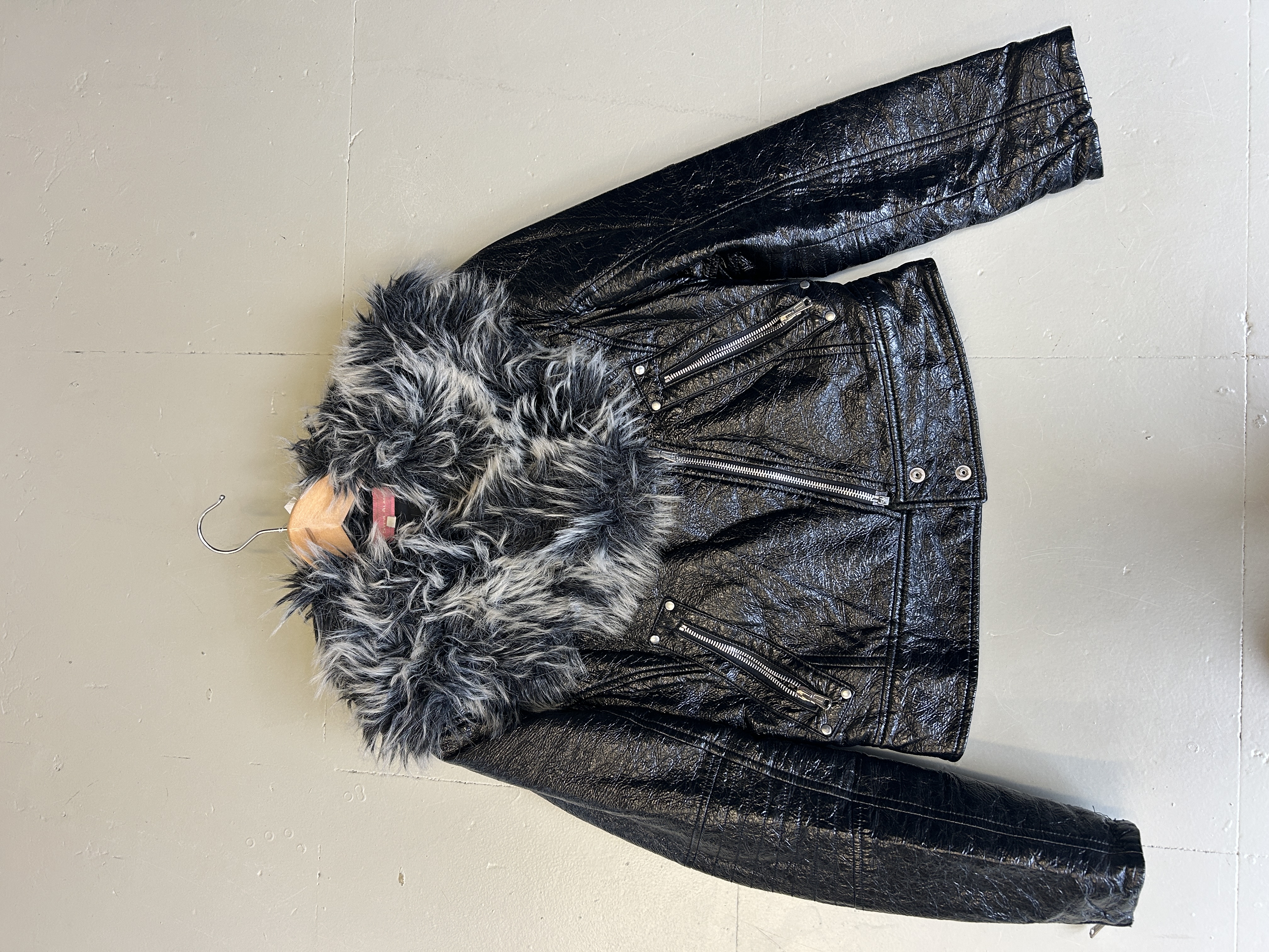 Giacca in eco-pelle y2k