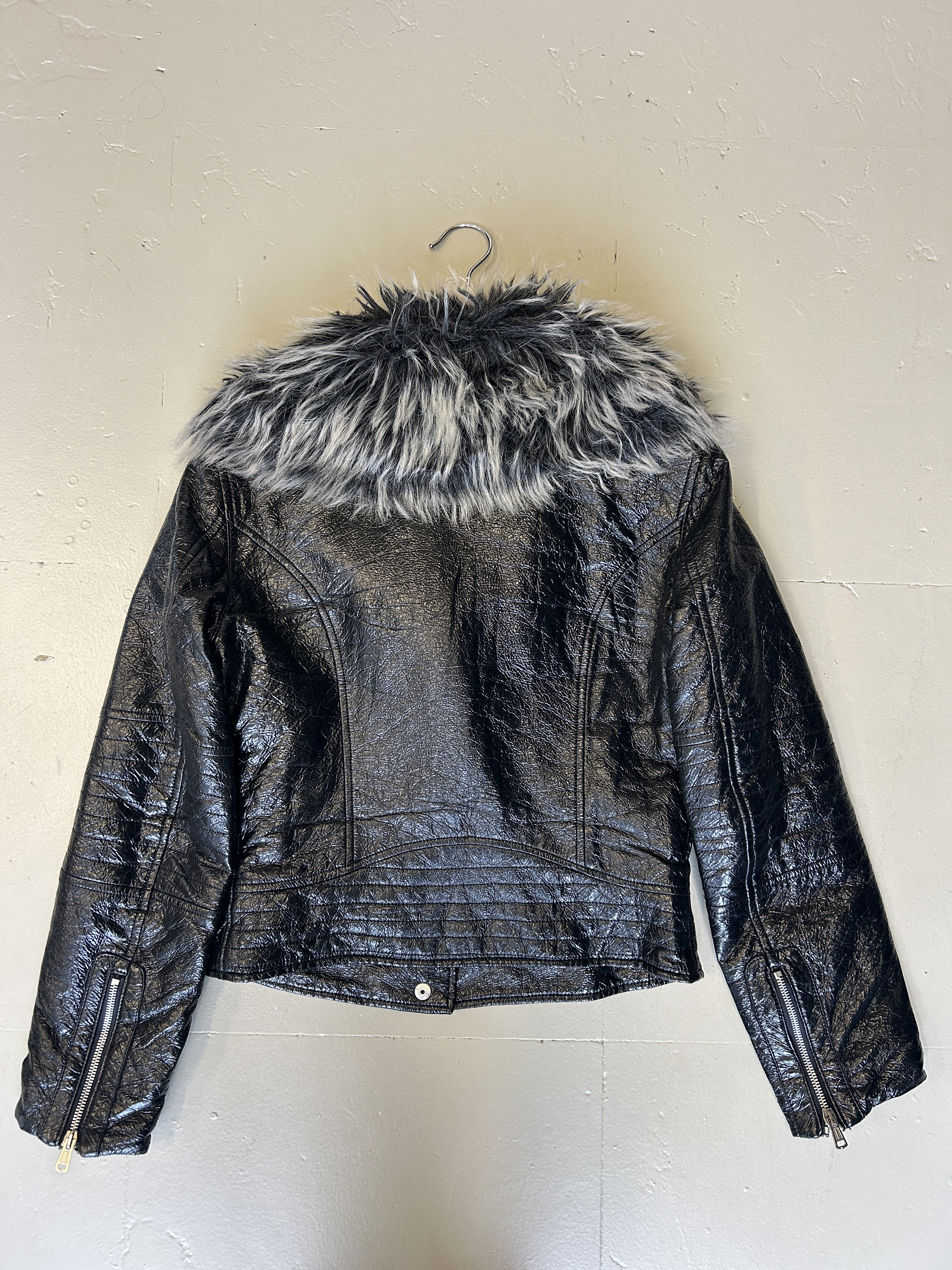 Giacca in eco-pelle y2k