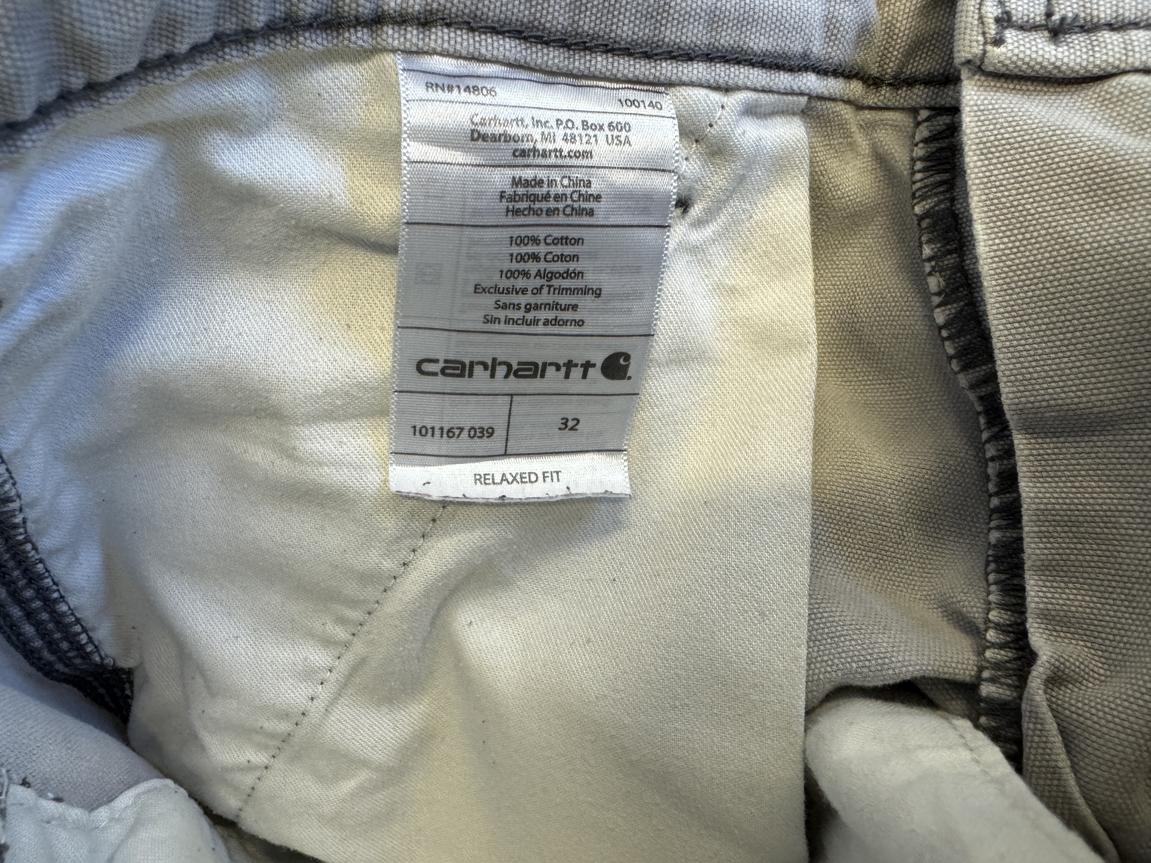 Carhartt carpenter shorts taglia 32 US