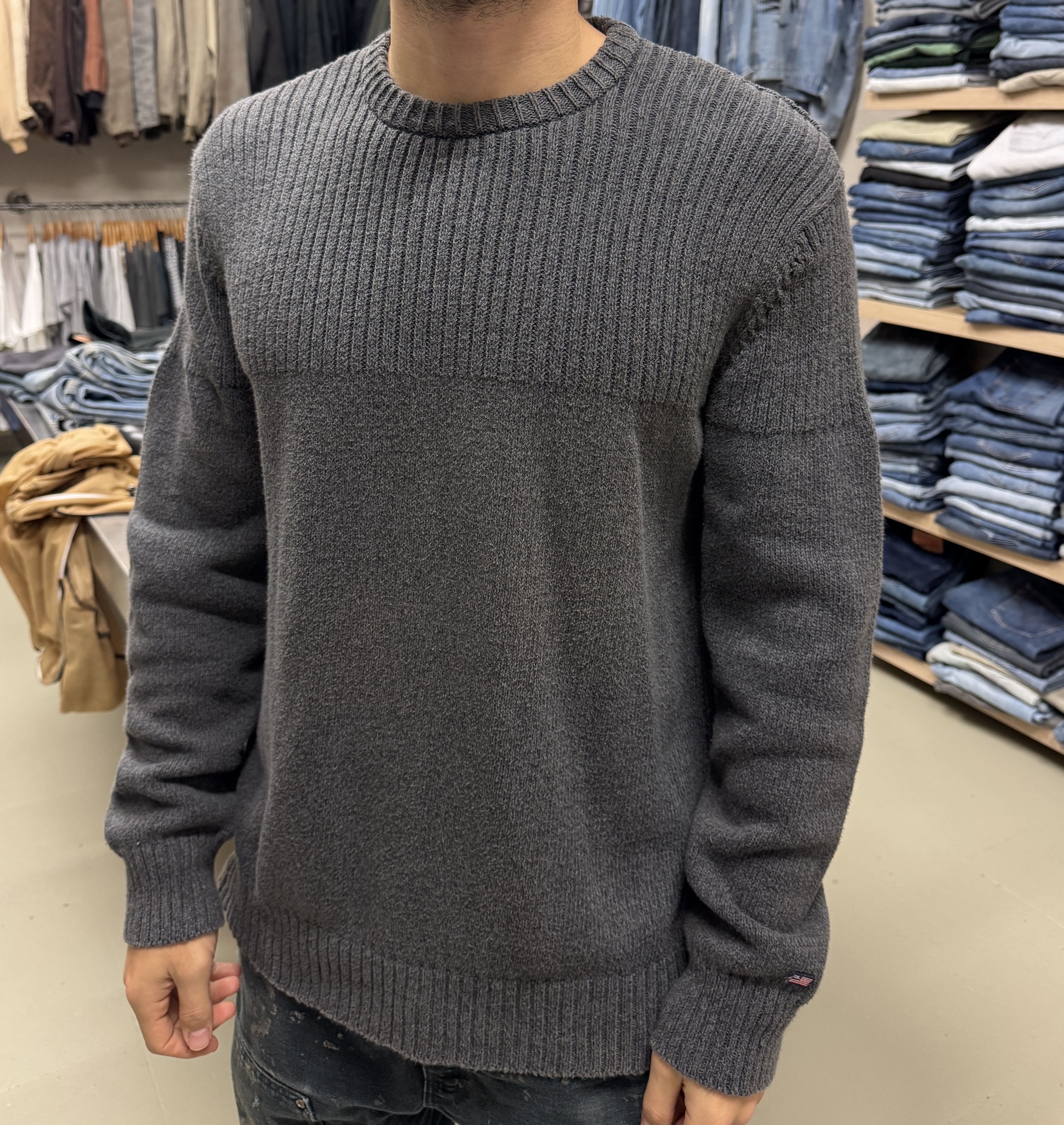 Maglione grigio a costine taglia XL