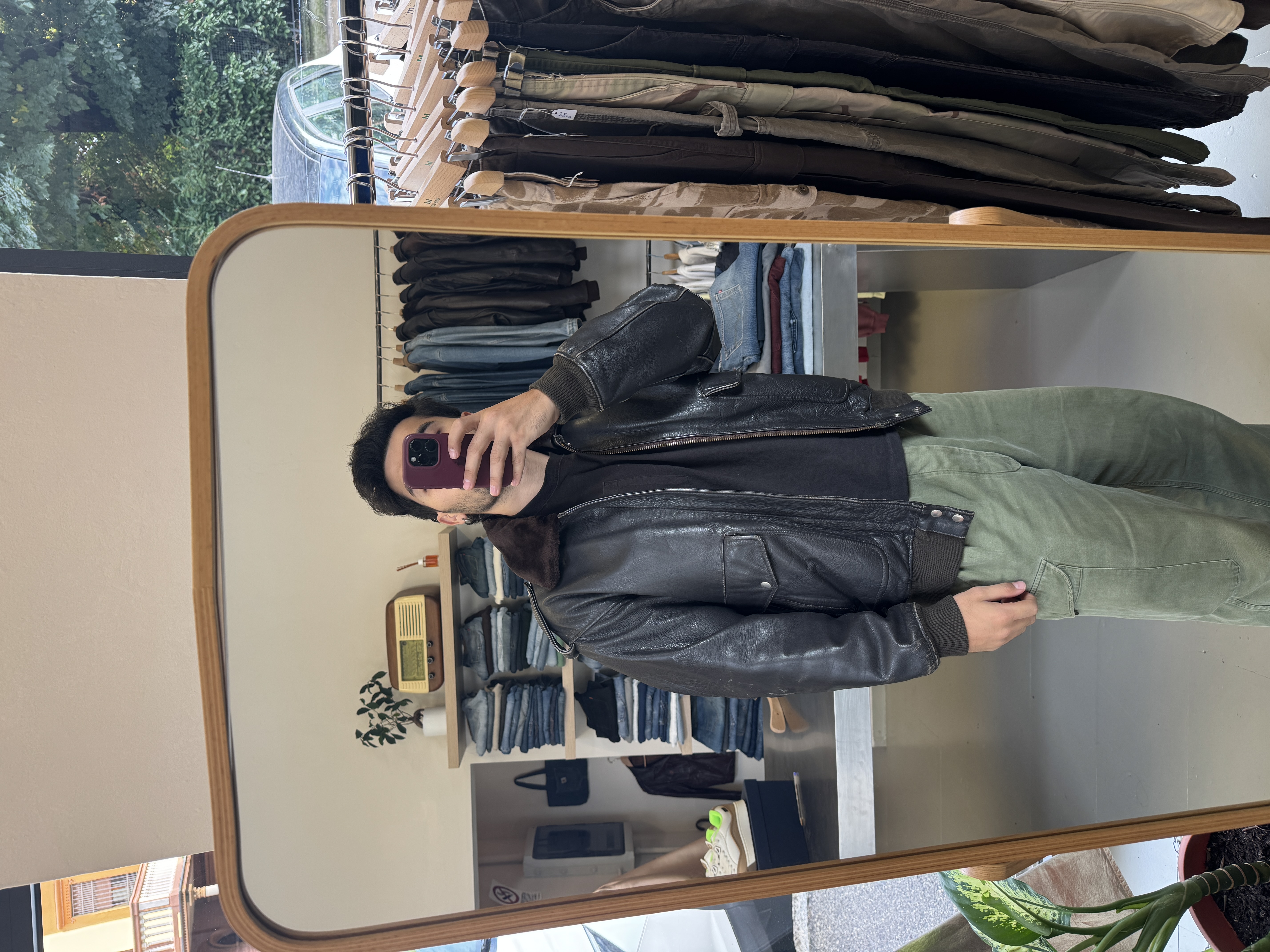 Giacca in pelle nera taglia L